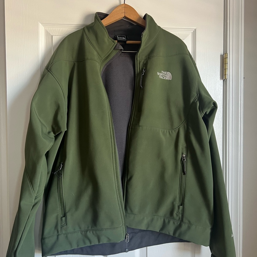 The North Face Men's Green Jacket XL